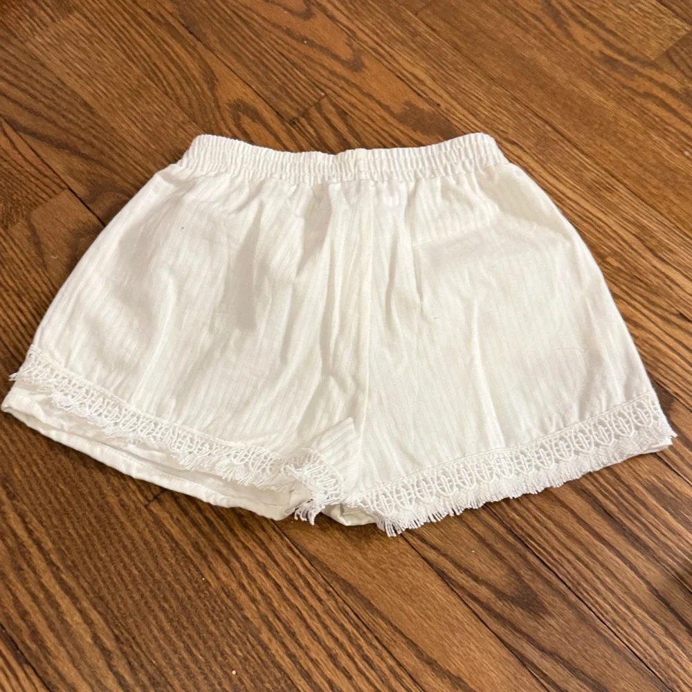 Little Pexito White Lace Trim Two-Piece Set Size Small